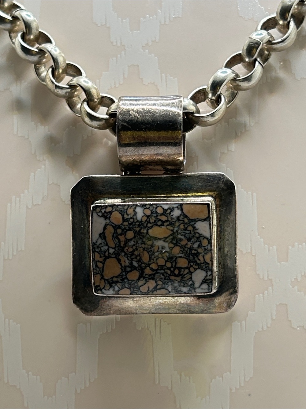 Vintage Sterling Silver Rolo Chain Necklace with Brown-Cream Stone Pendant 115 g